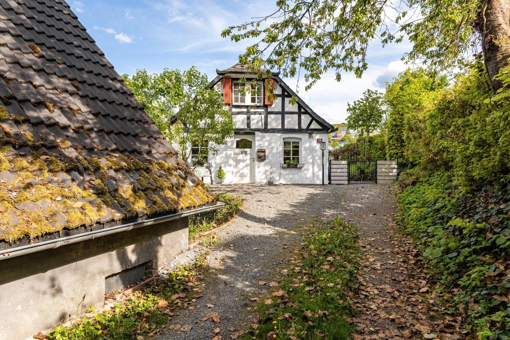 Fachwerk-Ferienhaus 1764 エスローエ エクステリア 写真